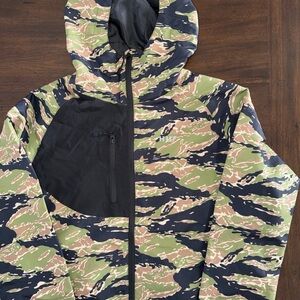 HUF Camo Windbreaker Full Zip Jacket Mens Small Streetwear Urban Utility Skater